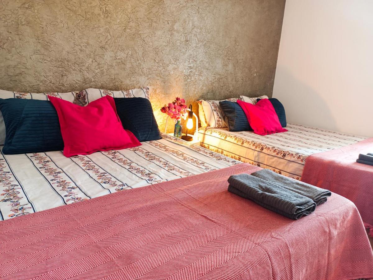 Urquinaona Rooms Barcelona Ngoại thất bức ảnh